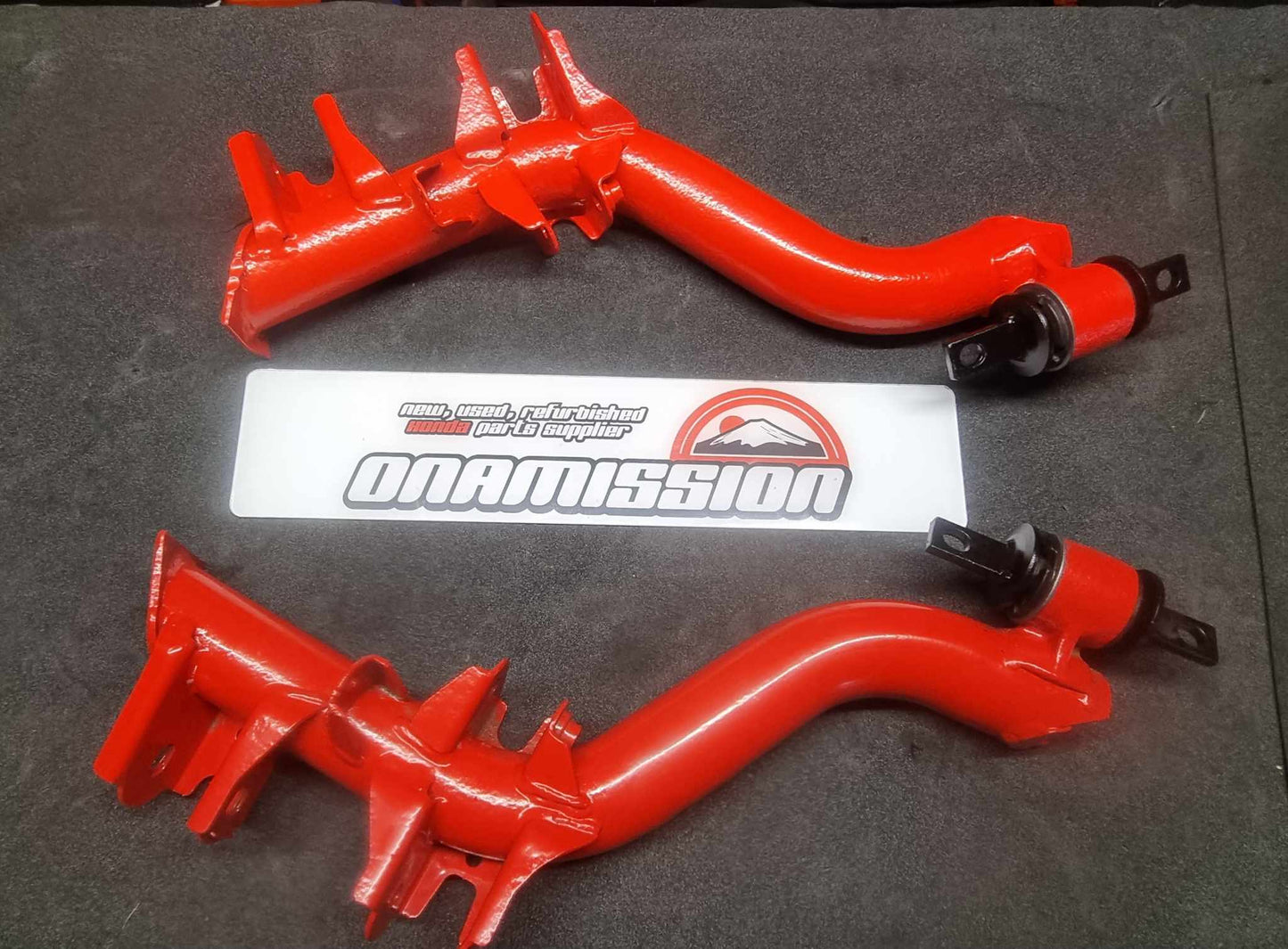 Honda Civic EP3 refurbished rear trailing arms powder coat new bushes