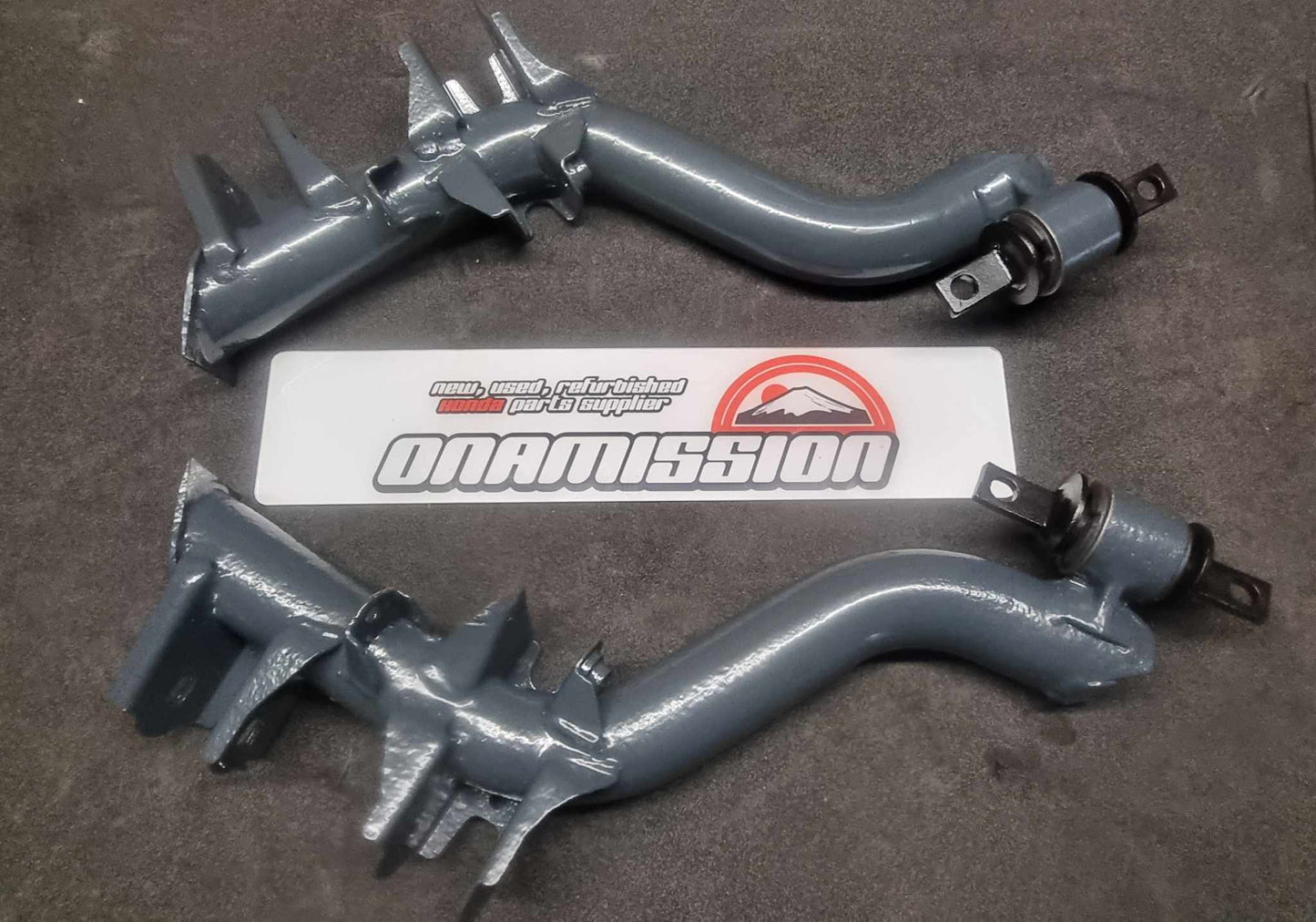 Honda Civic EP3 refurbished rear trailing arms powder coat new bushes