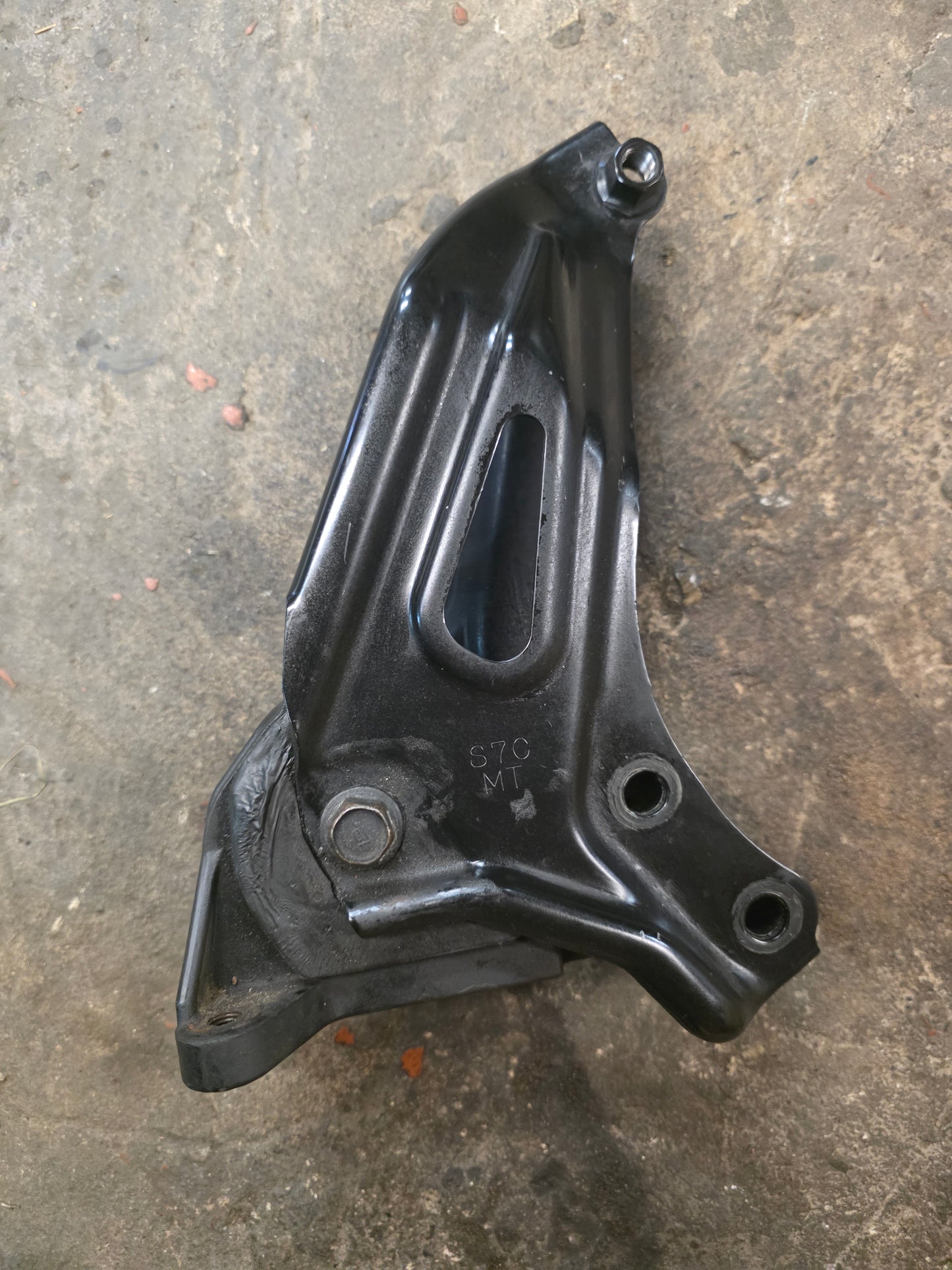 Honda EP3 / DC5 rear gearbox mount bracket with polybushed engine mount