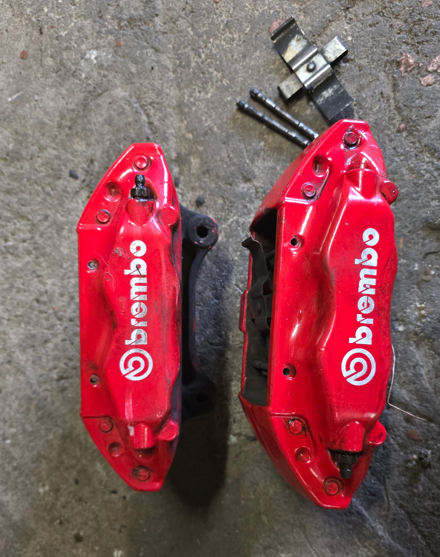 Honda Integra DC5 brembo front brake caliper pair need rebuild