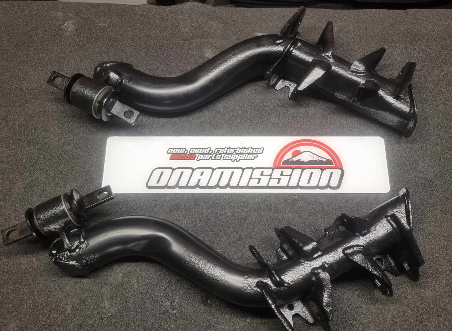 Honda Integra DC5 powder coated rear trailing arms pair fitted with Tegiwa hardened bushes
