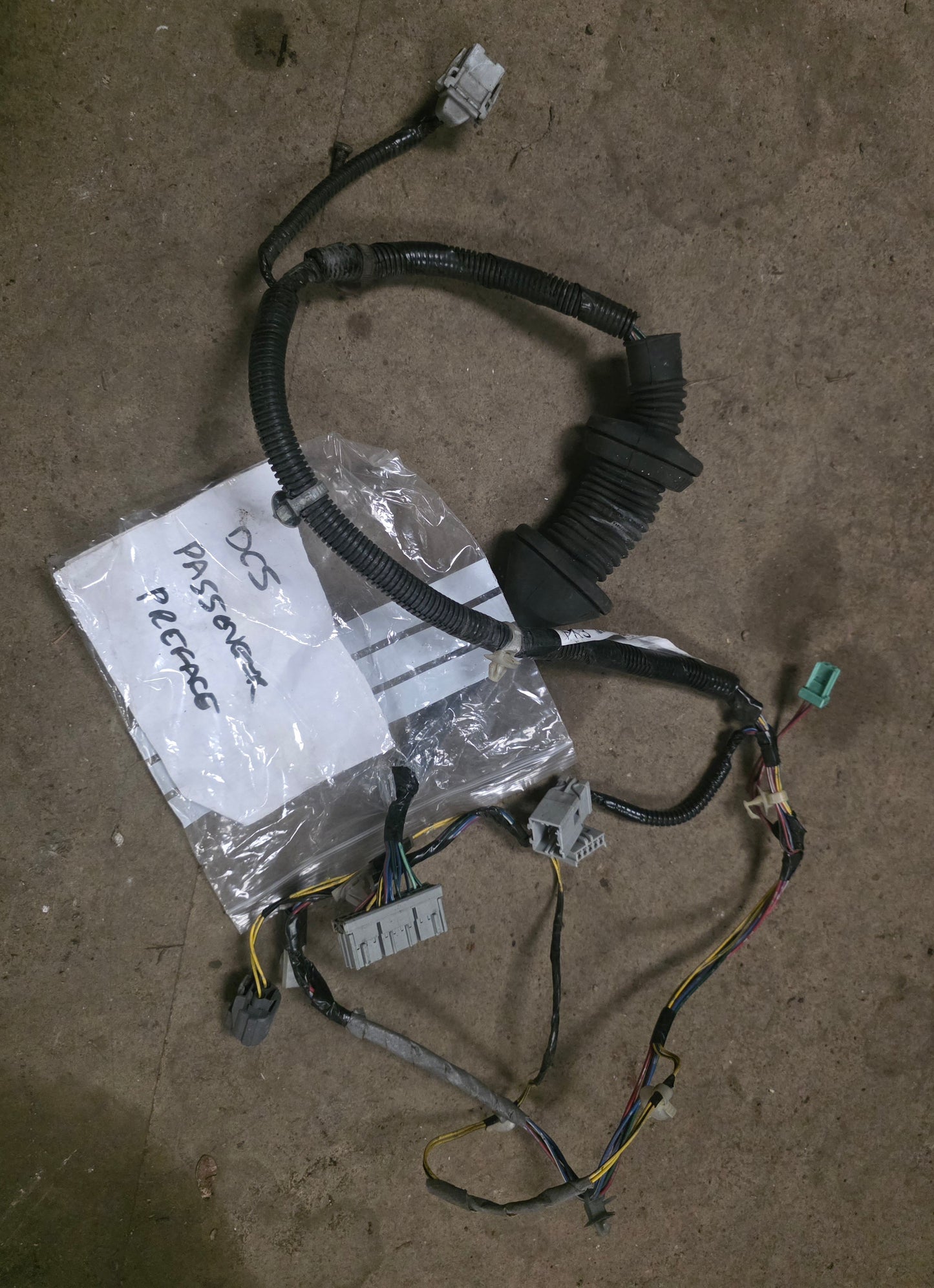 Honda Integra DC5 preface passenger side door wiring loom