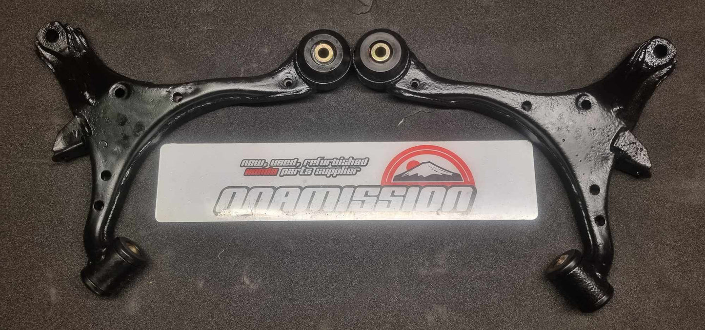 Honda Civic EP3 front Lower Arms / wishbones powder coated with Superpro or Energy bushes fitted