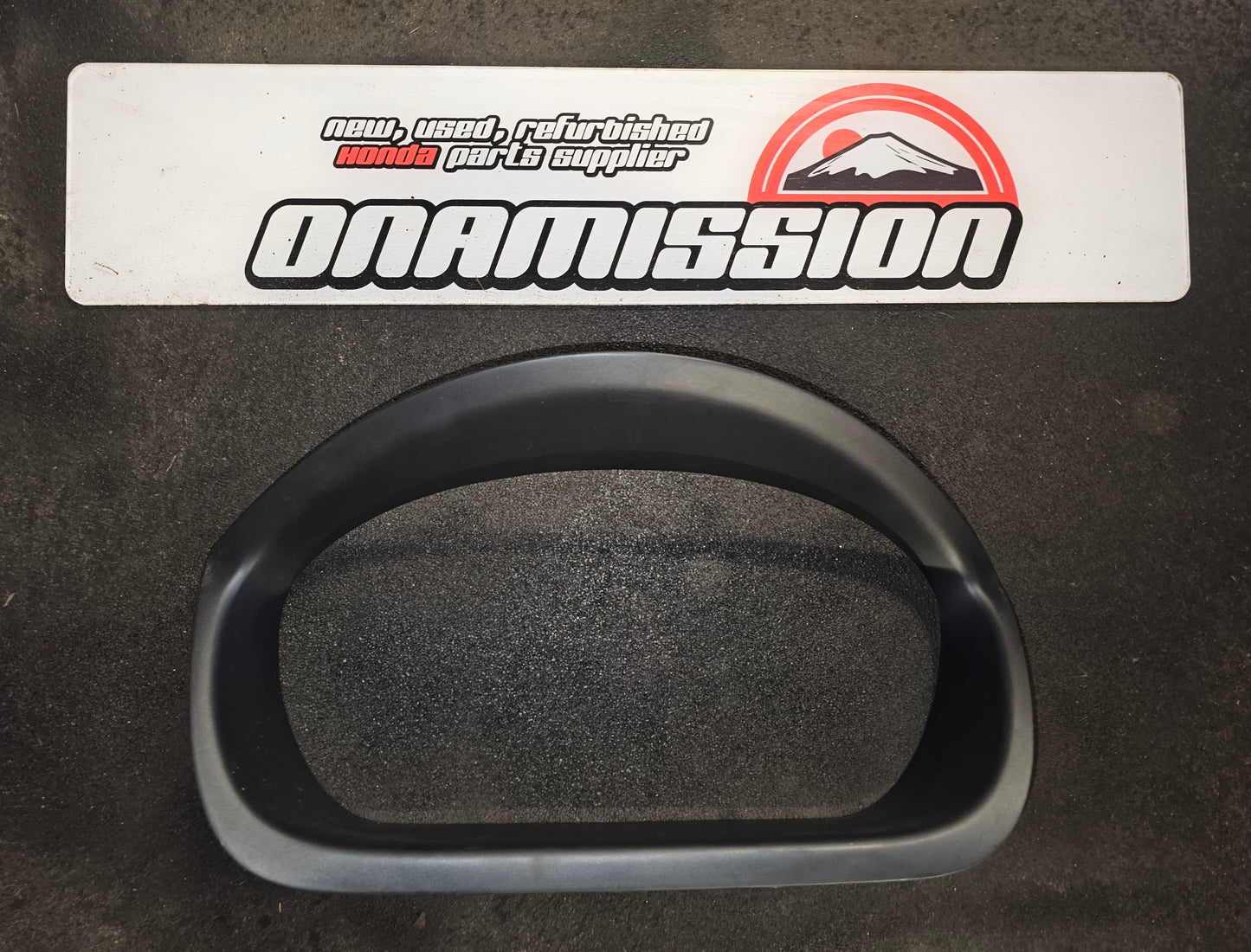 Honda Civic EP3 cluster surround trim