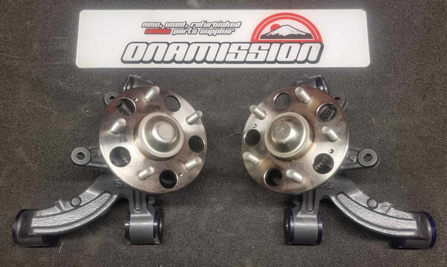 Honda Civic EP3 rear hubs powder coated with ntn bearings and super pro bushes
