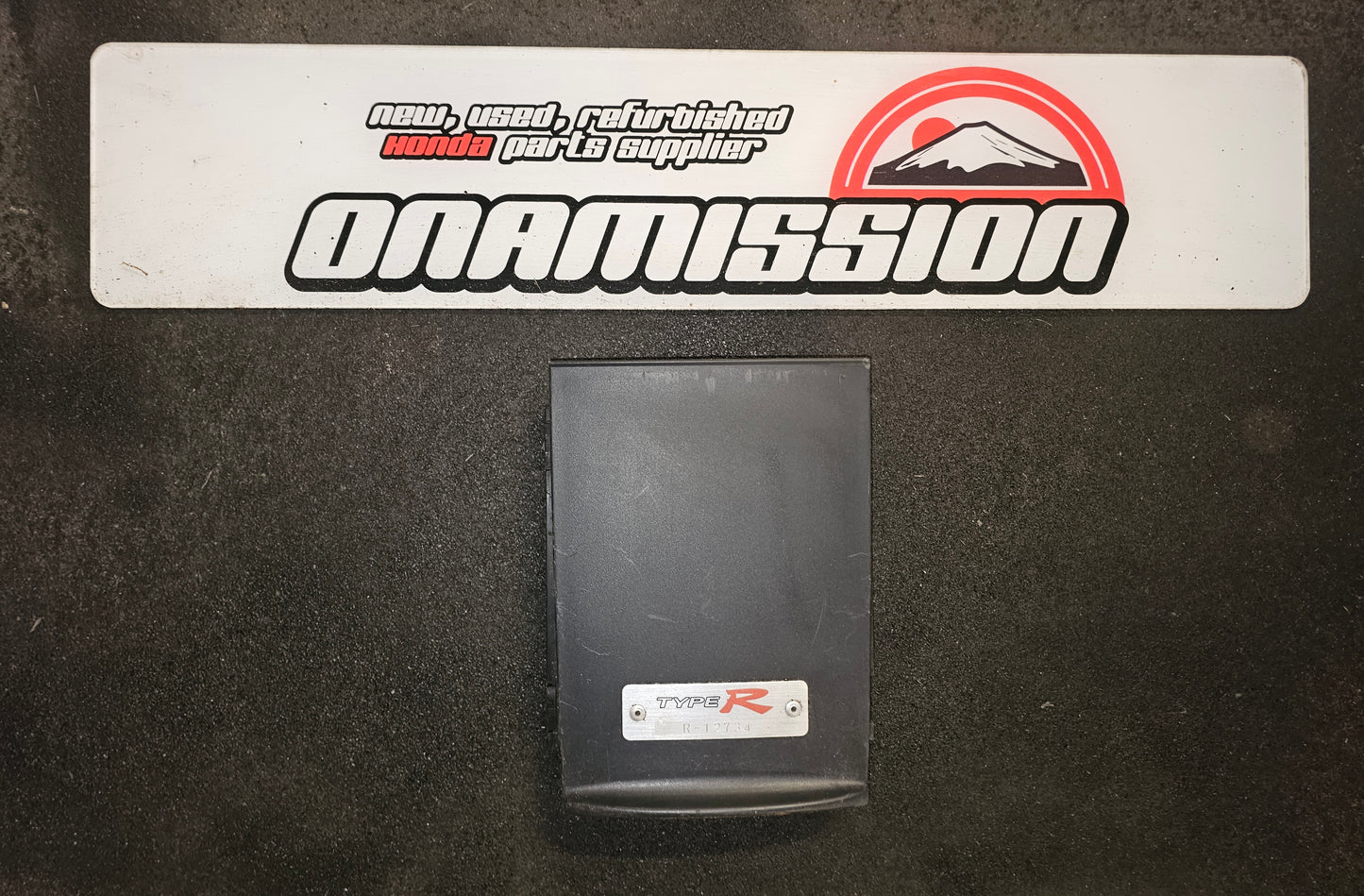 Honda Civic EP3 centre console tray trim with number badge