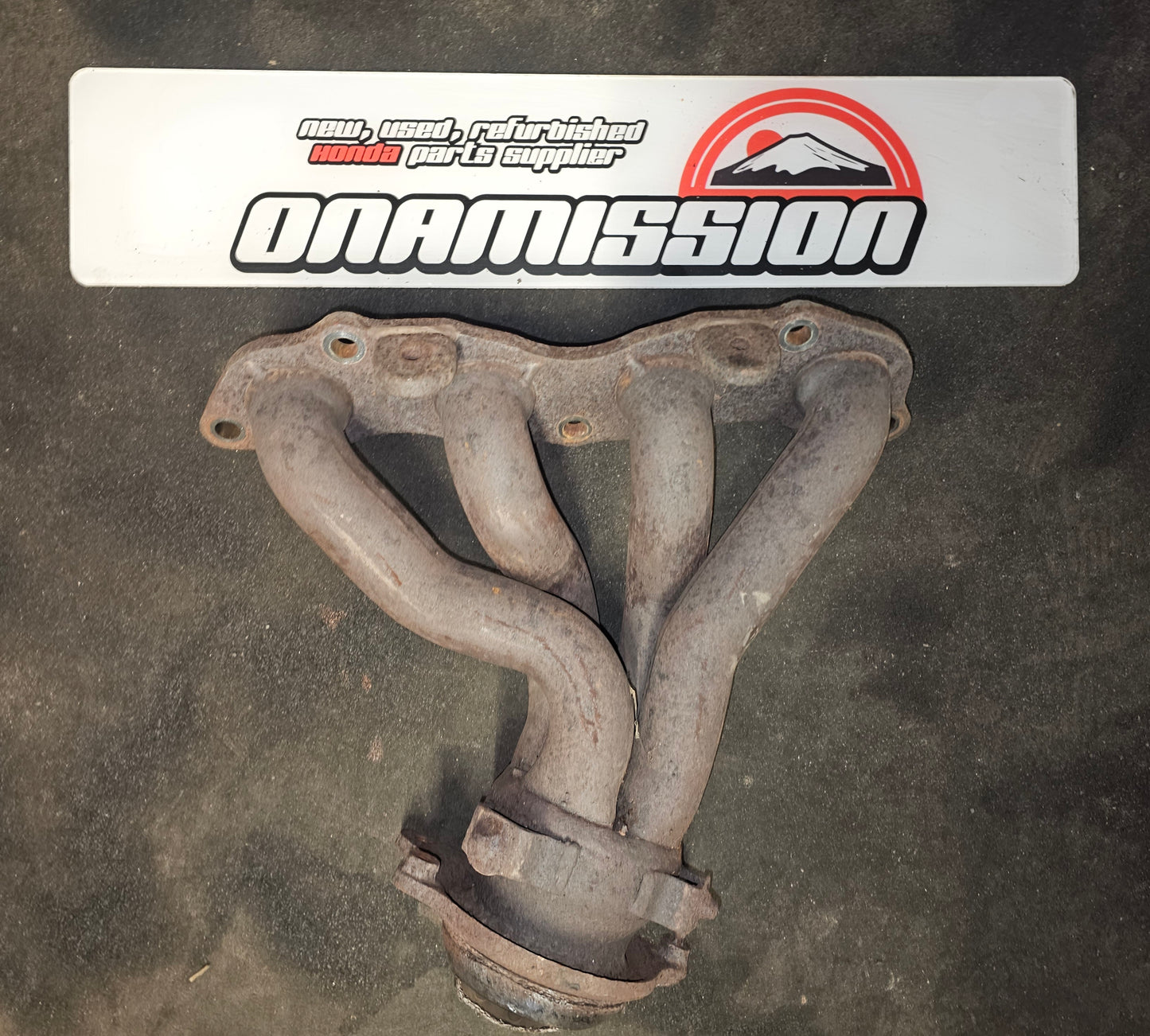 Honda Civic EP3 OEM exhaust manifold