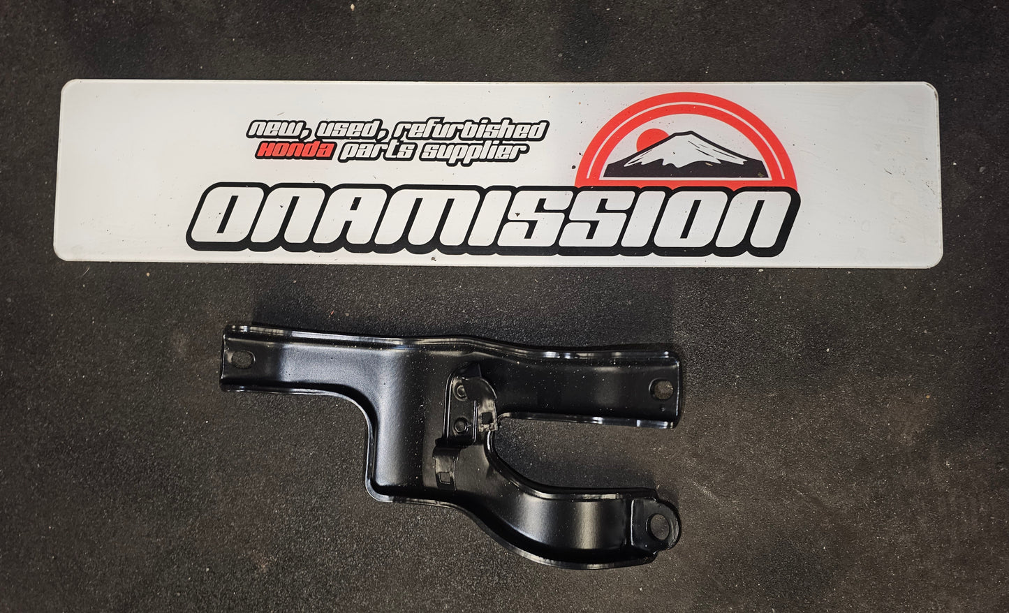 Honda Civic Fn2 powder coated inlet manifold support bracket mount