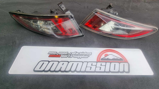 Honda Civic Fn2 outer rear light pair