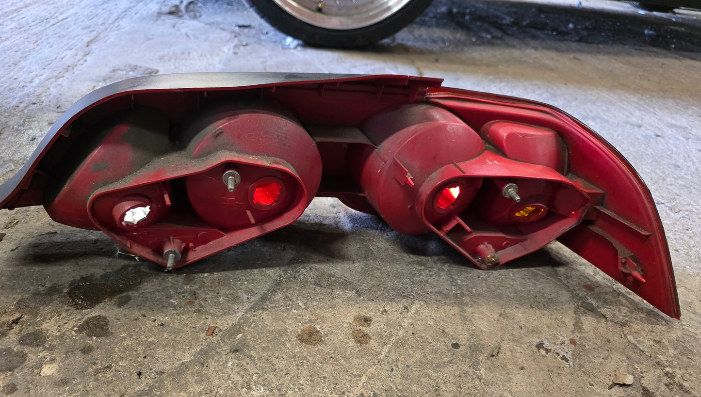Honda Integra DC5 pre facelift tinted rear light pair driver passenger tail light