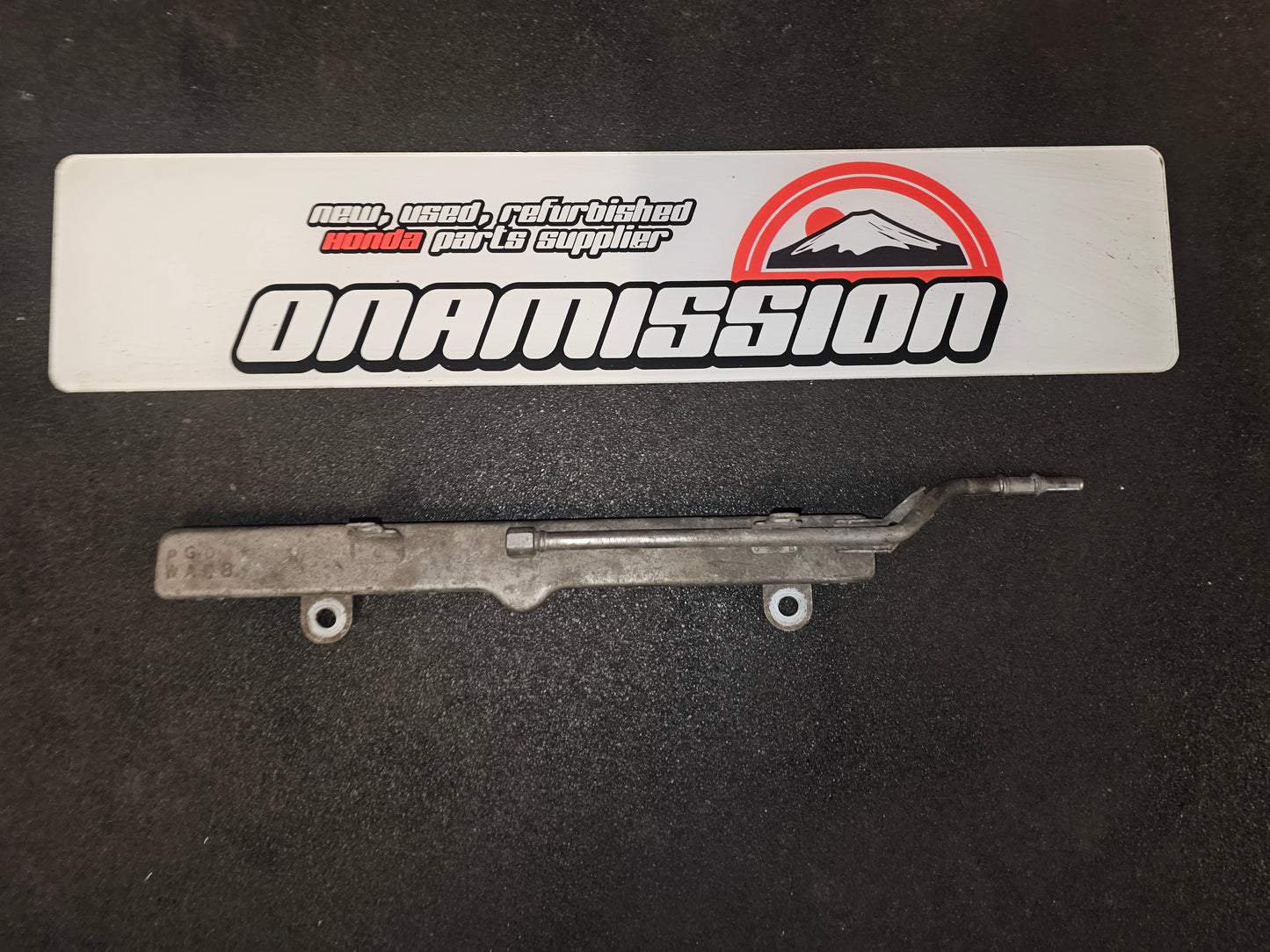Honda K20 EP3 / FN2 / DC5 OEM fuel rail