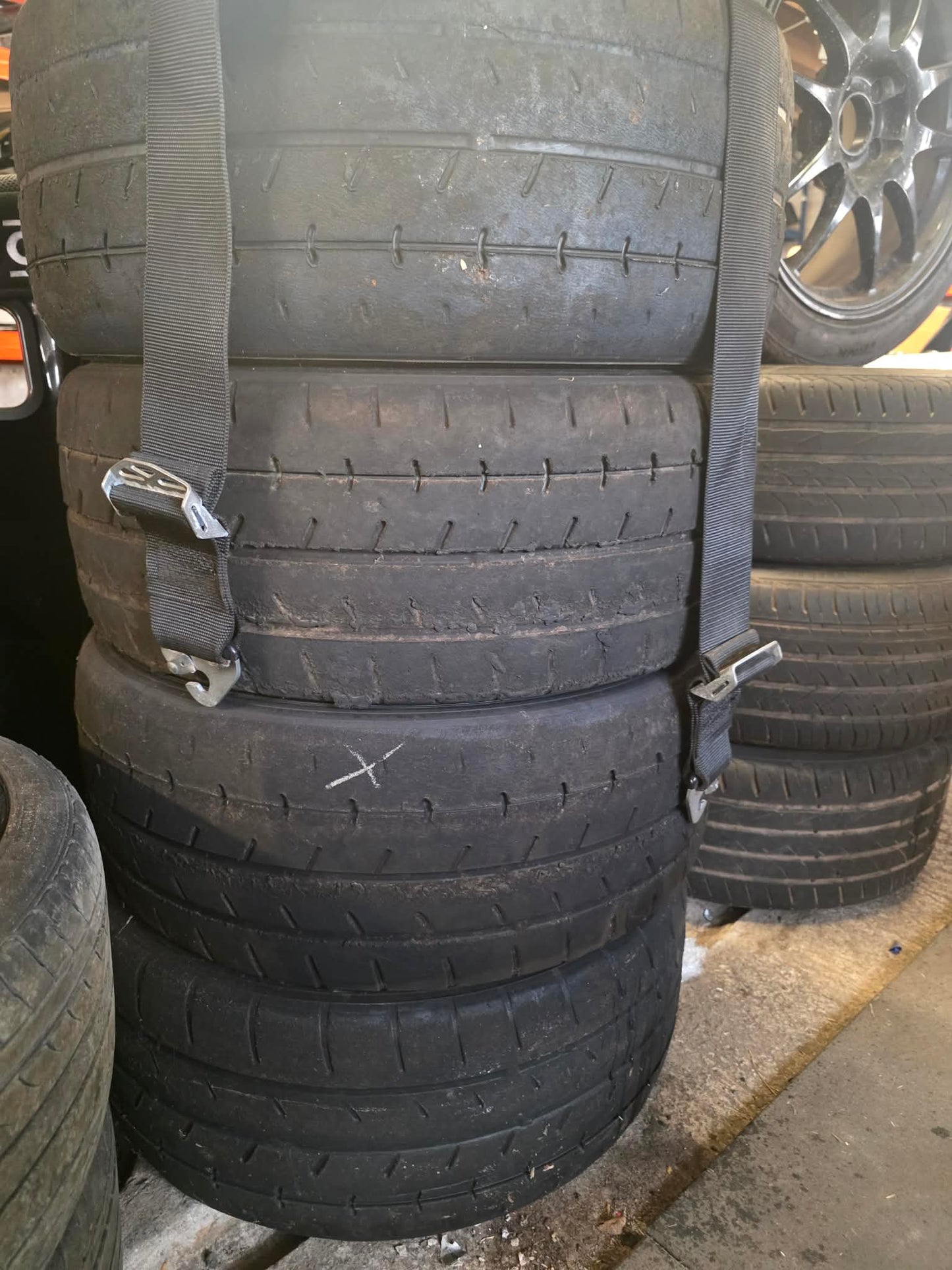 4 x ao52 tyres well used