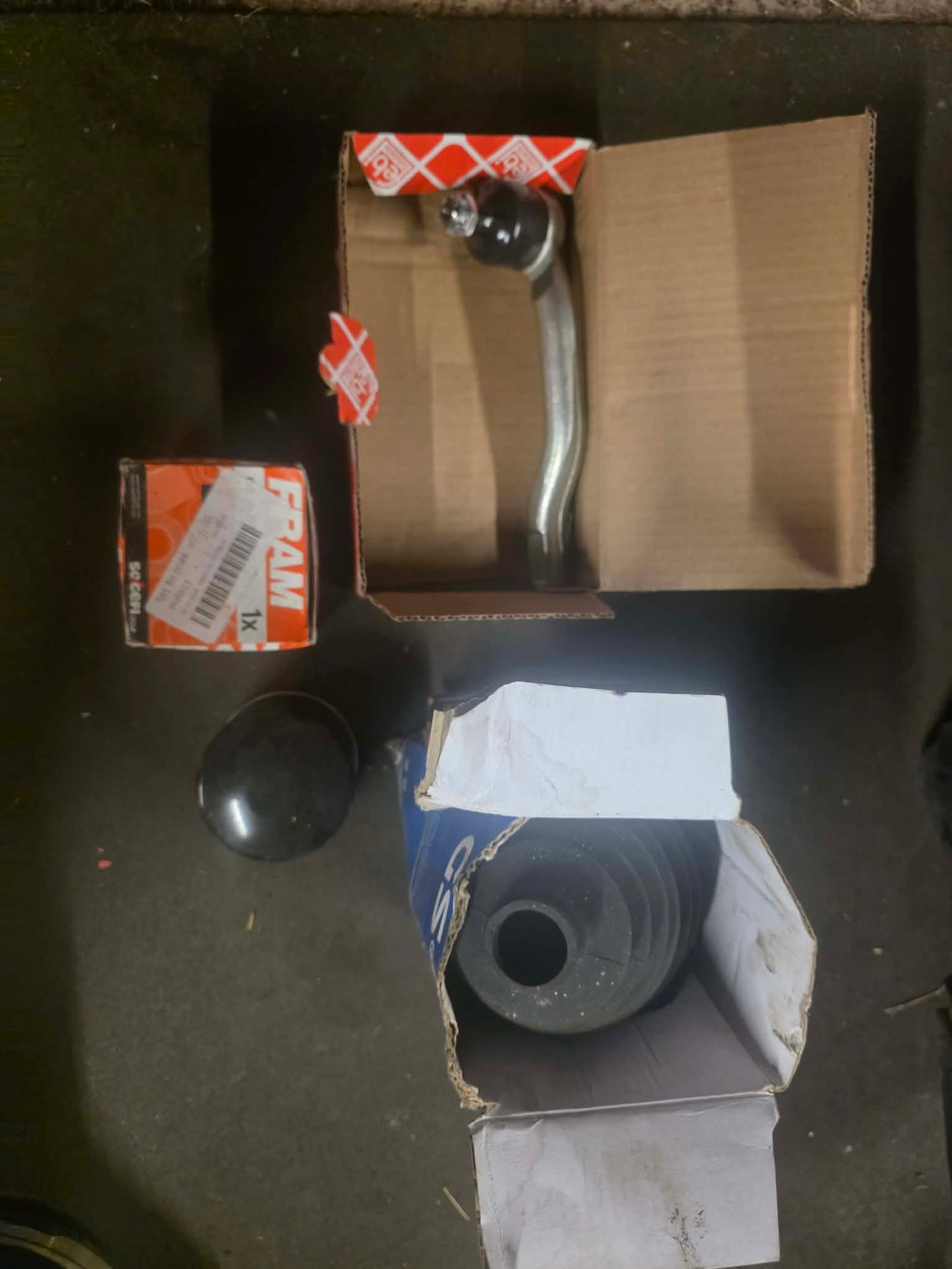 Fn2 track rod end cv boot kit and 2 x oil filters