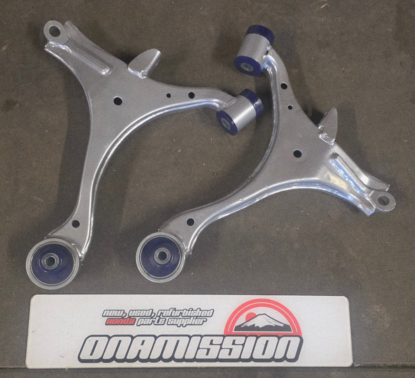Honda Civic EP3 front Lower Arms / wishbones powder coated with Superpro or Energy bushes fitted