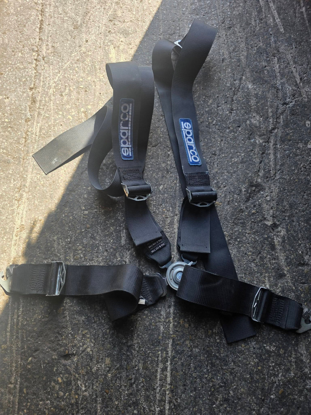 Sparco 4 point harness