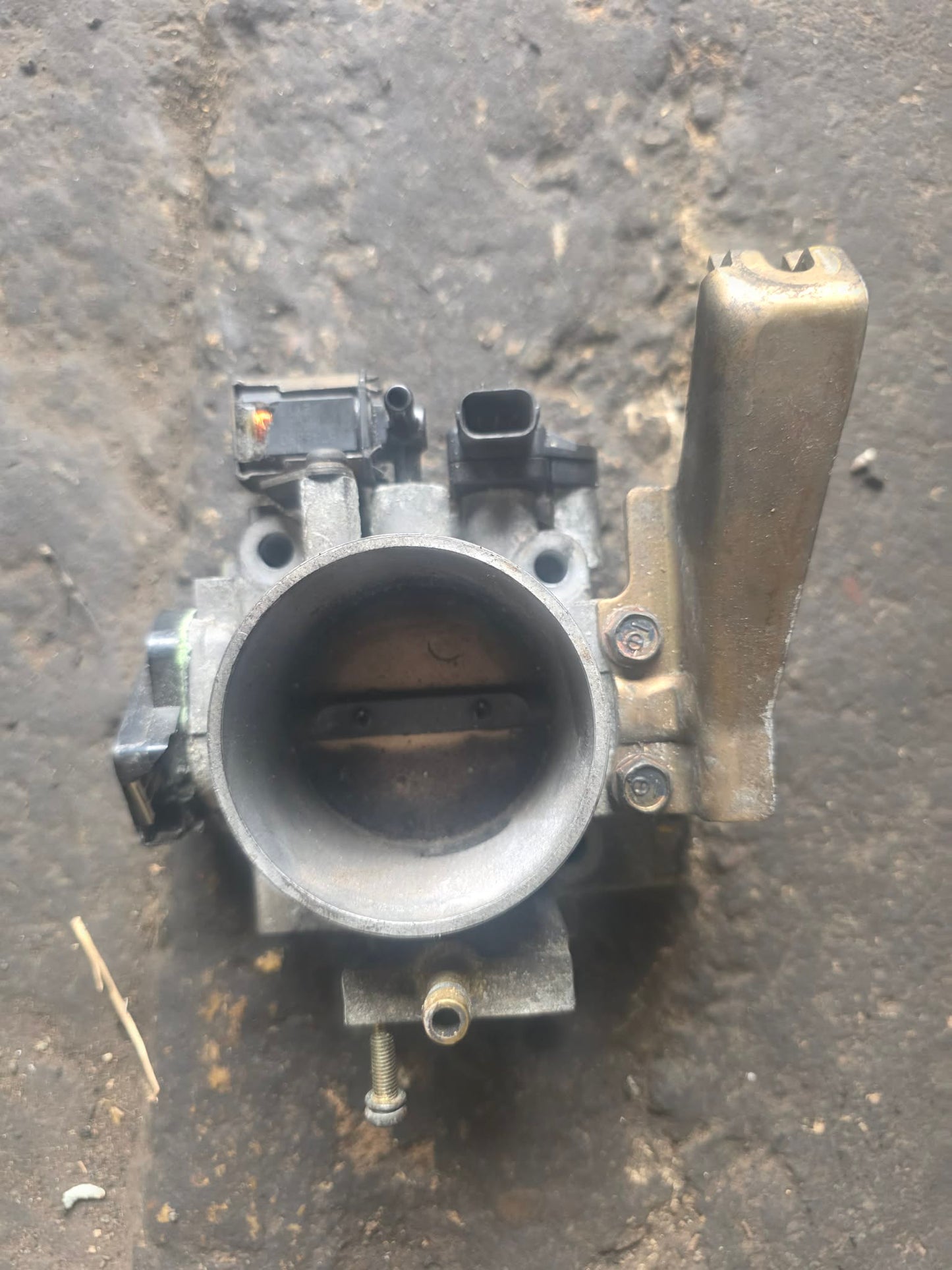 Honda EP3 / DC5 throttle body missing iacv sensor