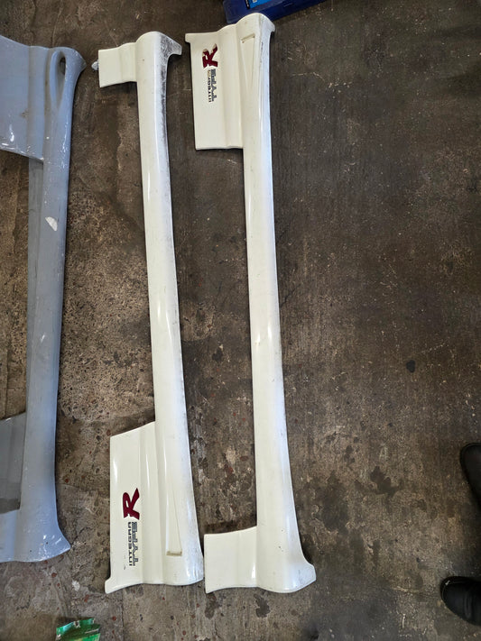 Honda Integra DC2 side skirts top fuel ?