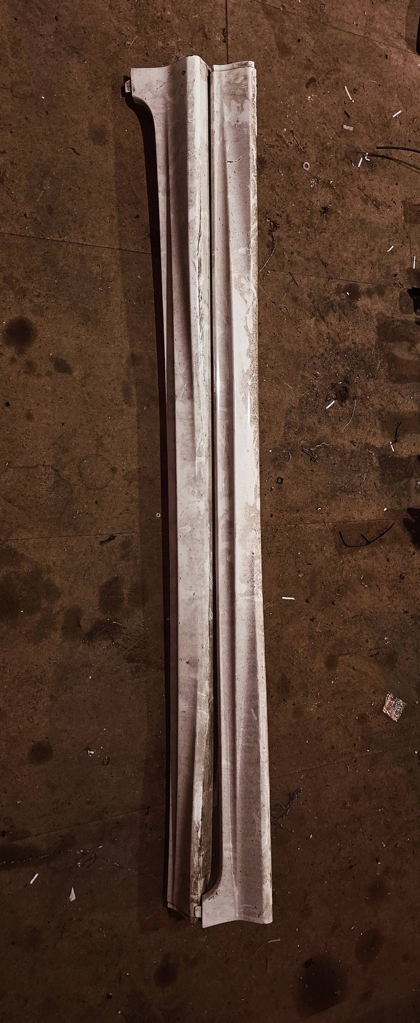 Honda civic Fn2 white side skirts pair