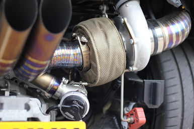 Exoracing Turbo Blanket V3 installed near silicone heat sleeve protected lines