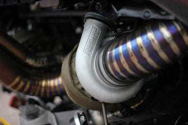 Exoracing Turbo Blanket V3 anchor hooks and spring fasteners close up