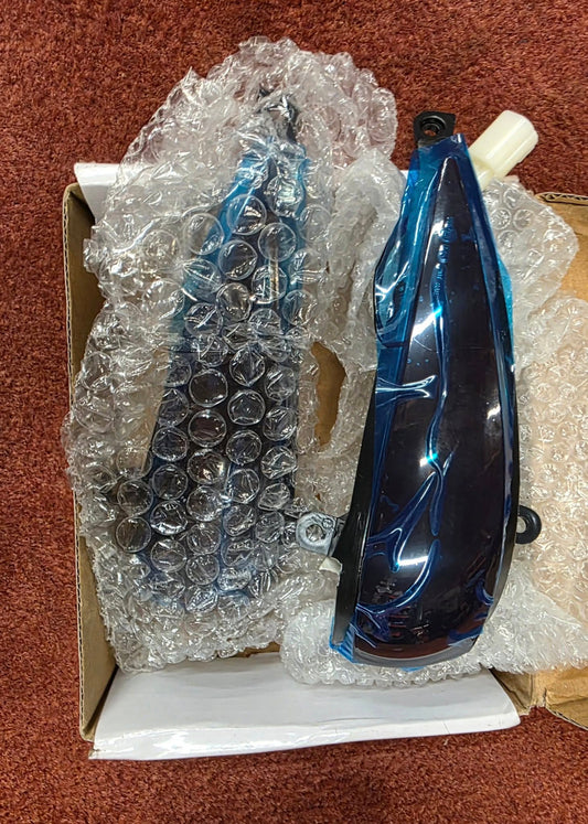 Brand new dynamic tinted indicator lights for Honda Civic FN2