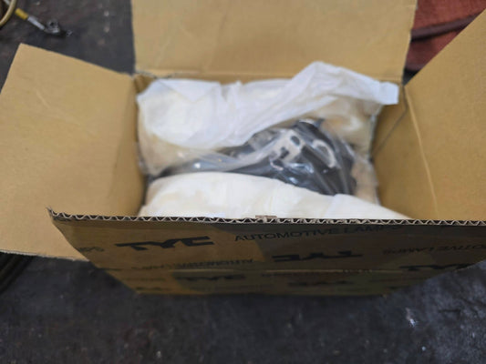 Brand new TYC Honda Civic FN2 front fog light