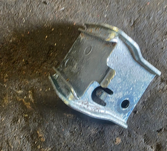Honda Integra DC5 zinc plated power steering reservoir bracket