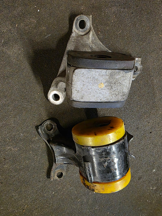 Honda Civic EP3 polybushed front and upper gearbox mount