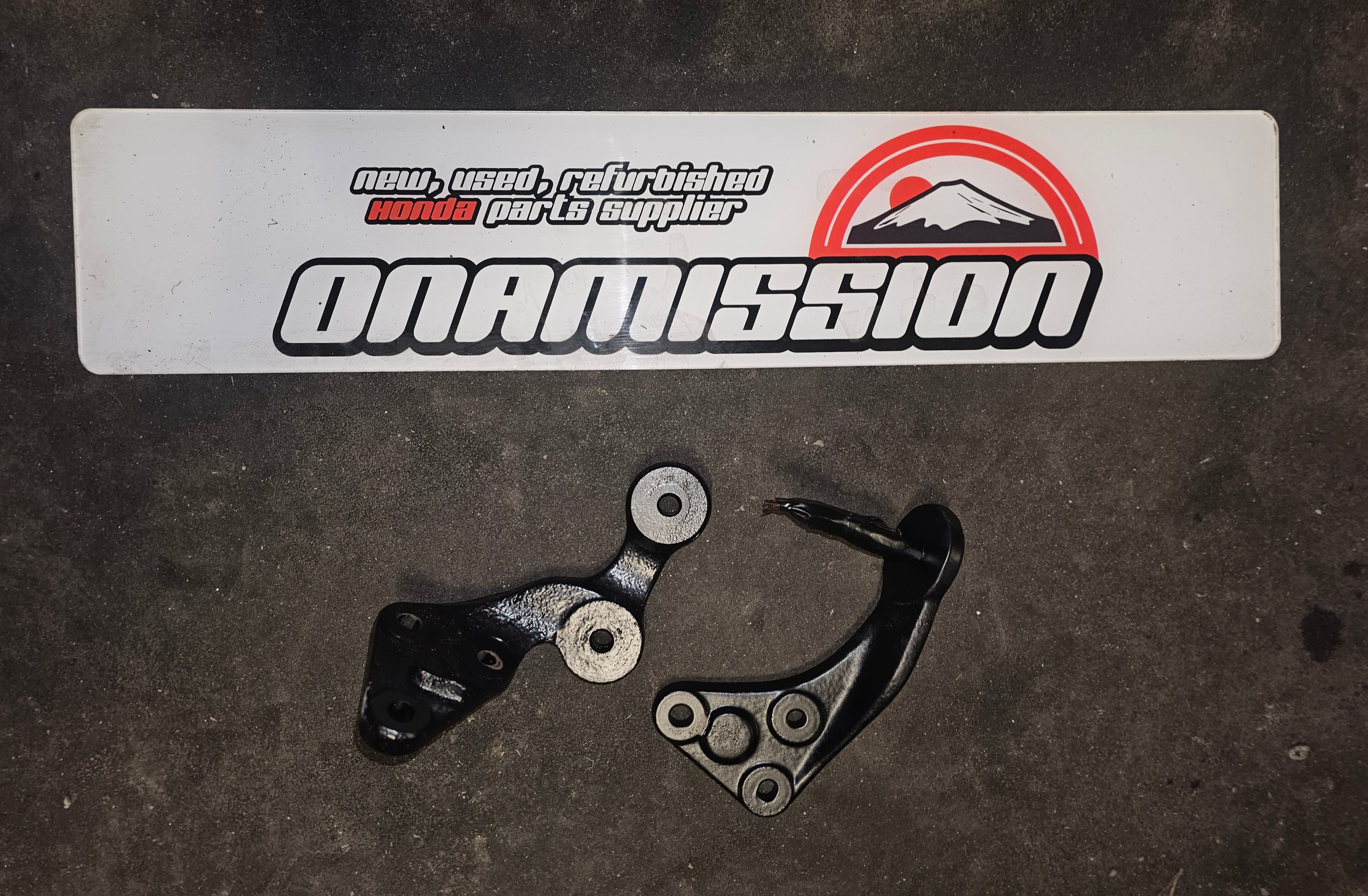 Steering Rack Bracket Base Honda Civic EP3 powder coated steering rack mounting brackets – Onamission