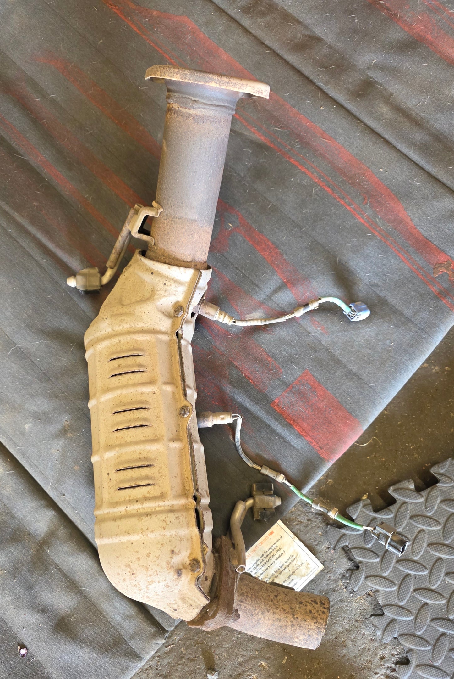 Honda Civic FN2 cat with o2 sensors