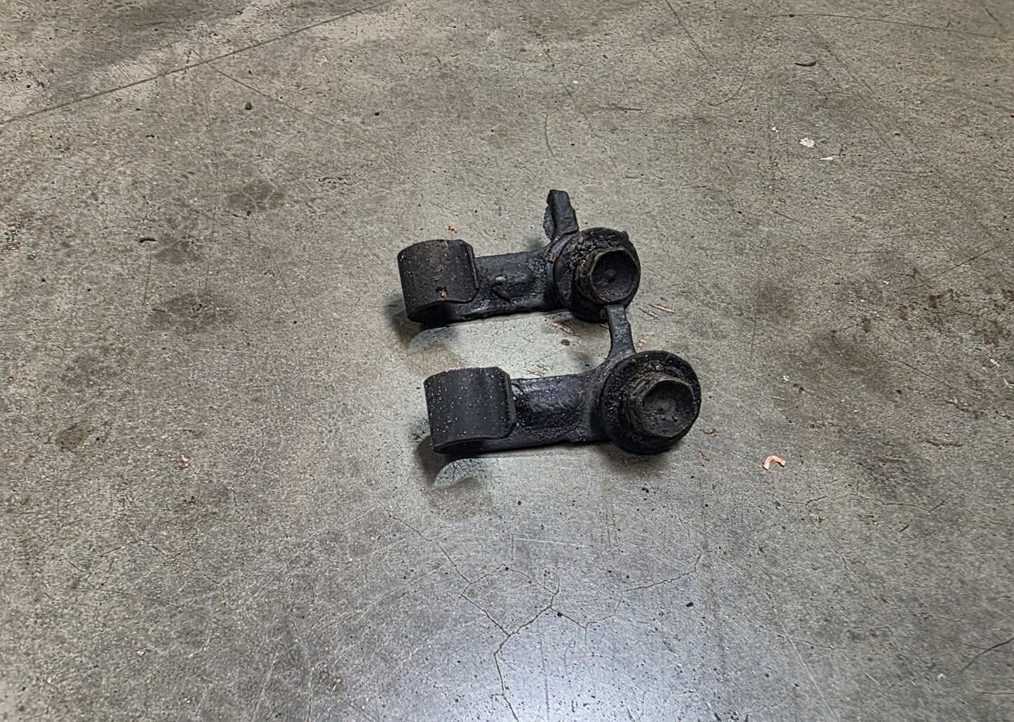 Honda EP3 / DC5 O2 sensor wiring holder brackets x 2 chassis