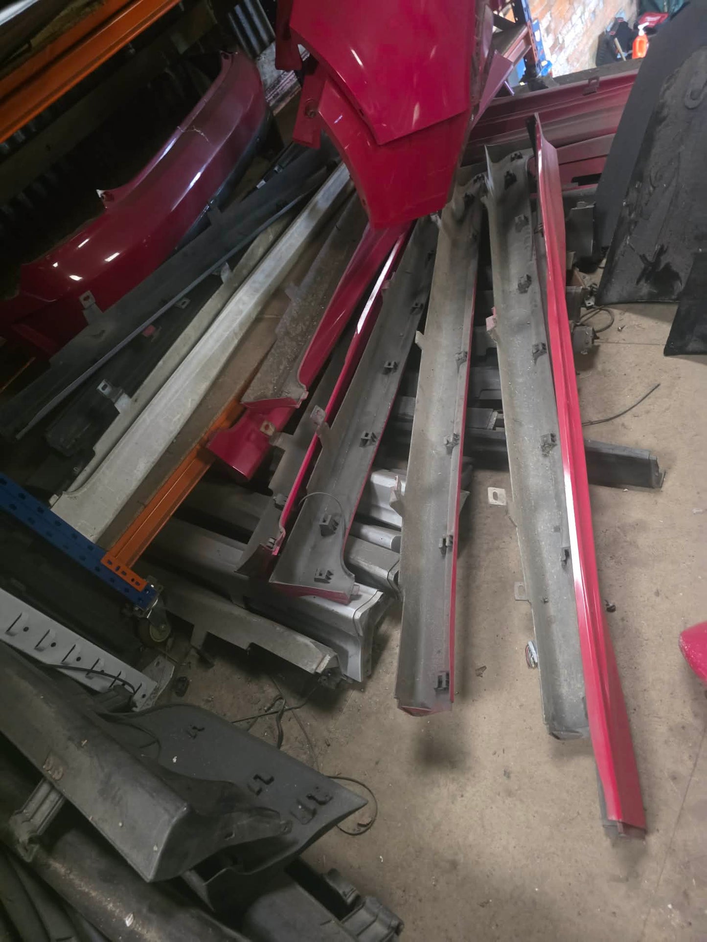 25 x pairs of fn2 side skirts mixed colours