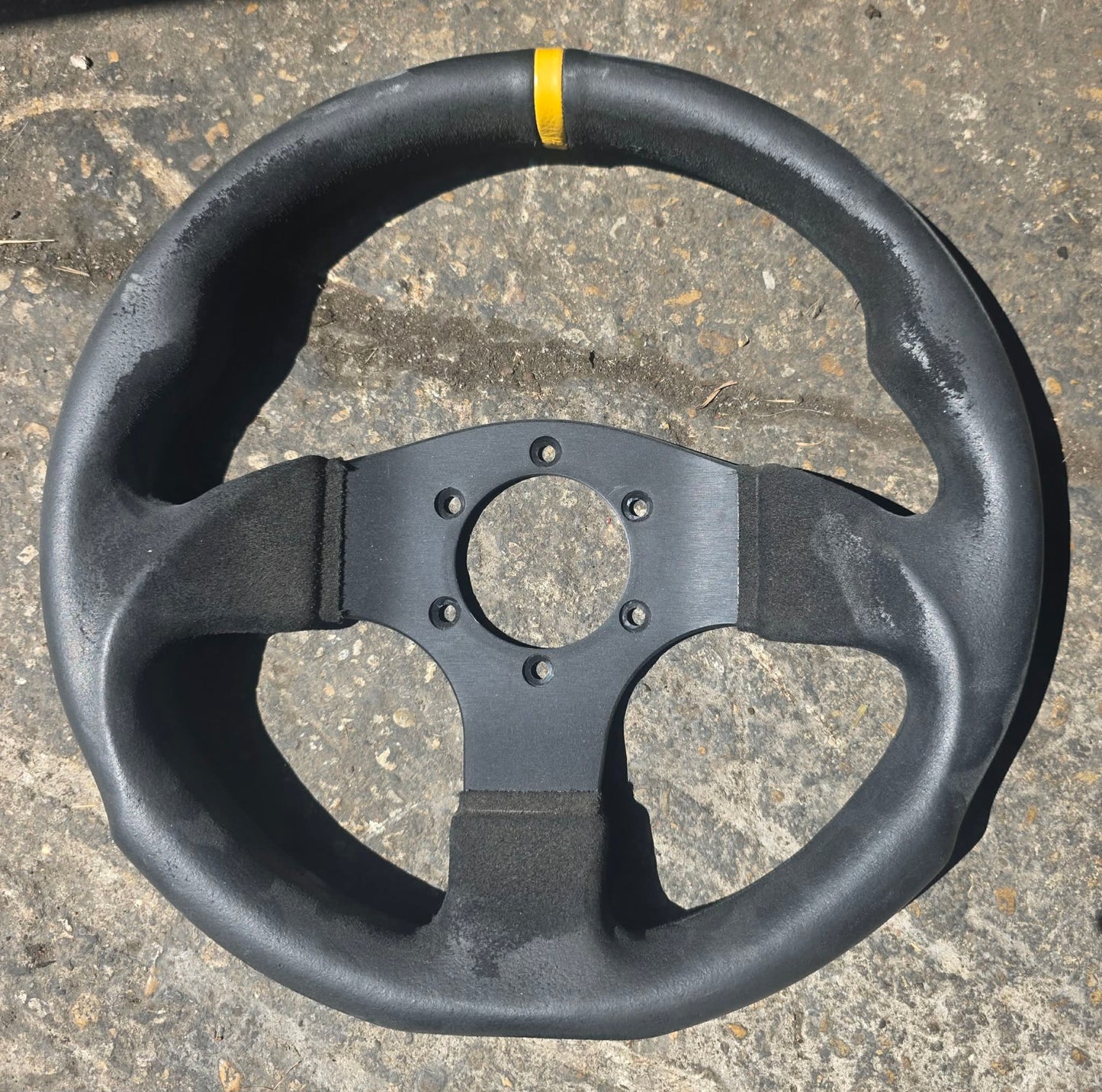 Unknown brand steering wheel